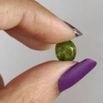 PERIDOT 3.85 ct  / 4.27 RATTI