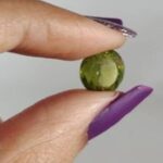 PERIDOT 5.39 ct  / 5.39 RATTI